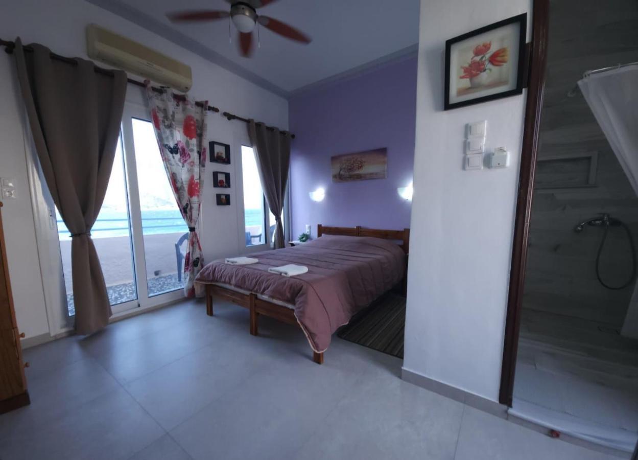 Anna Studios Myrties Luaran gambar
